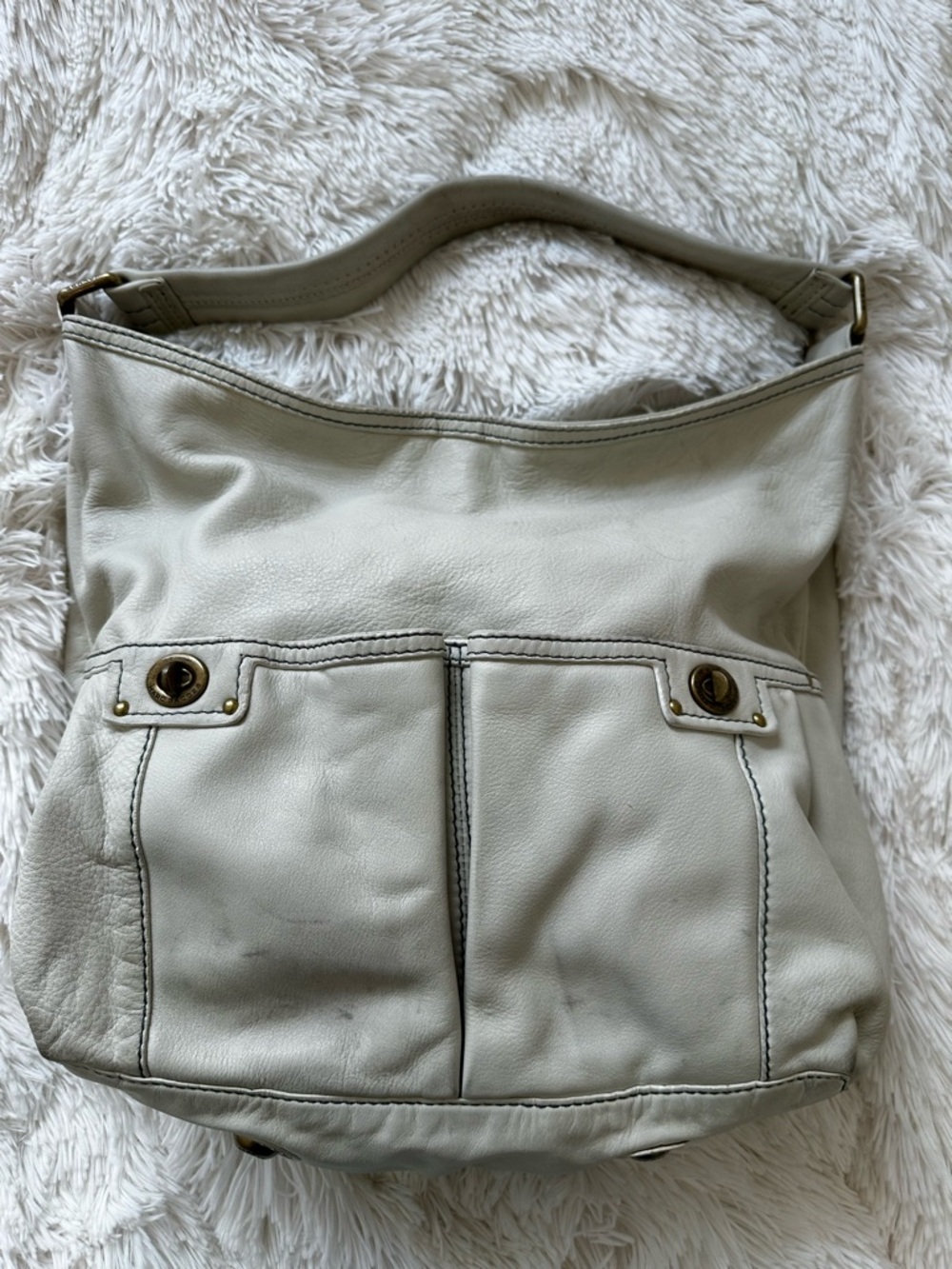 Marc by Marc Jacobs Cream Leather Hobo Bag with Front Pockets - Picture 3 of 16